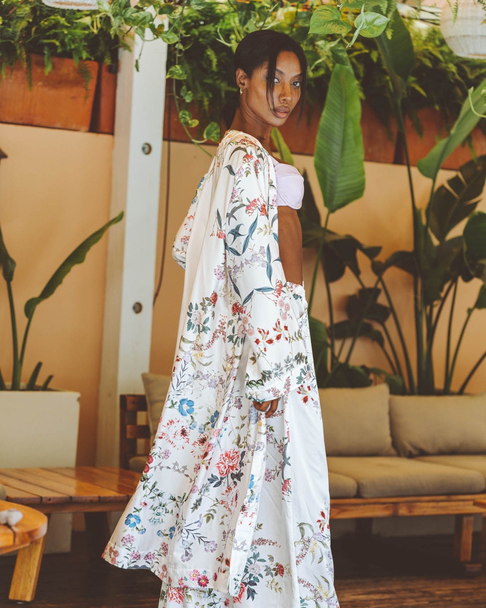 Romance White Floral Kimono - SOAH